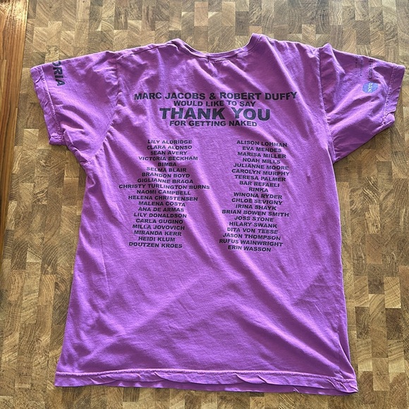 MARC JACOBS Victoria Beckham / “Protect The Skin You’re In” T-shirt - Picture 4 of 4